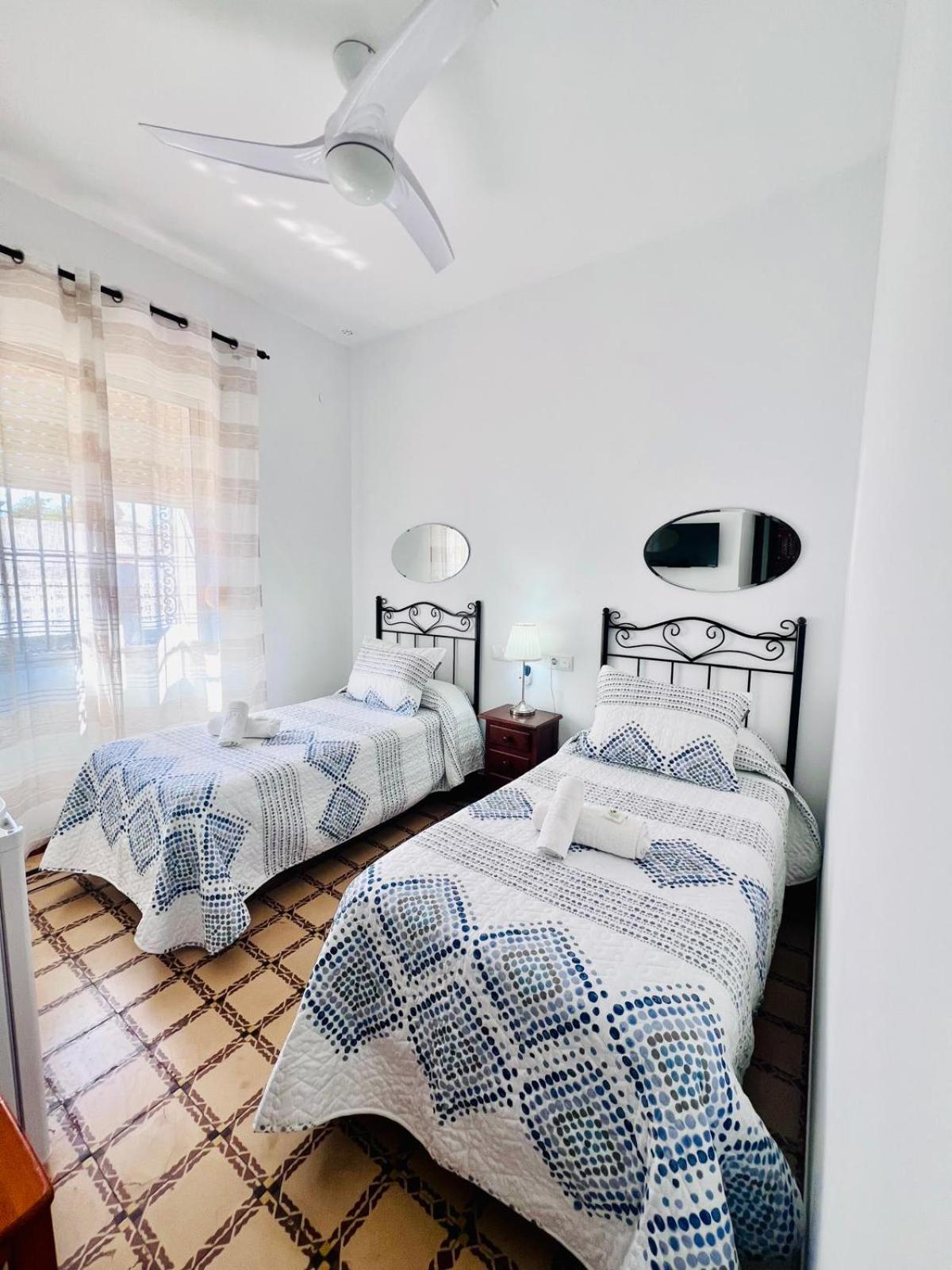 Hostal El Faro Chipiona Exteriér fotografie