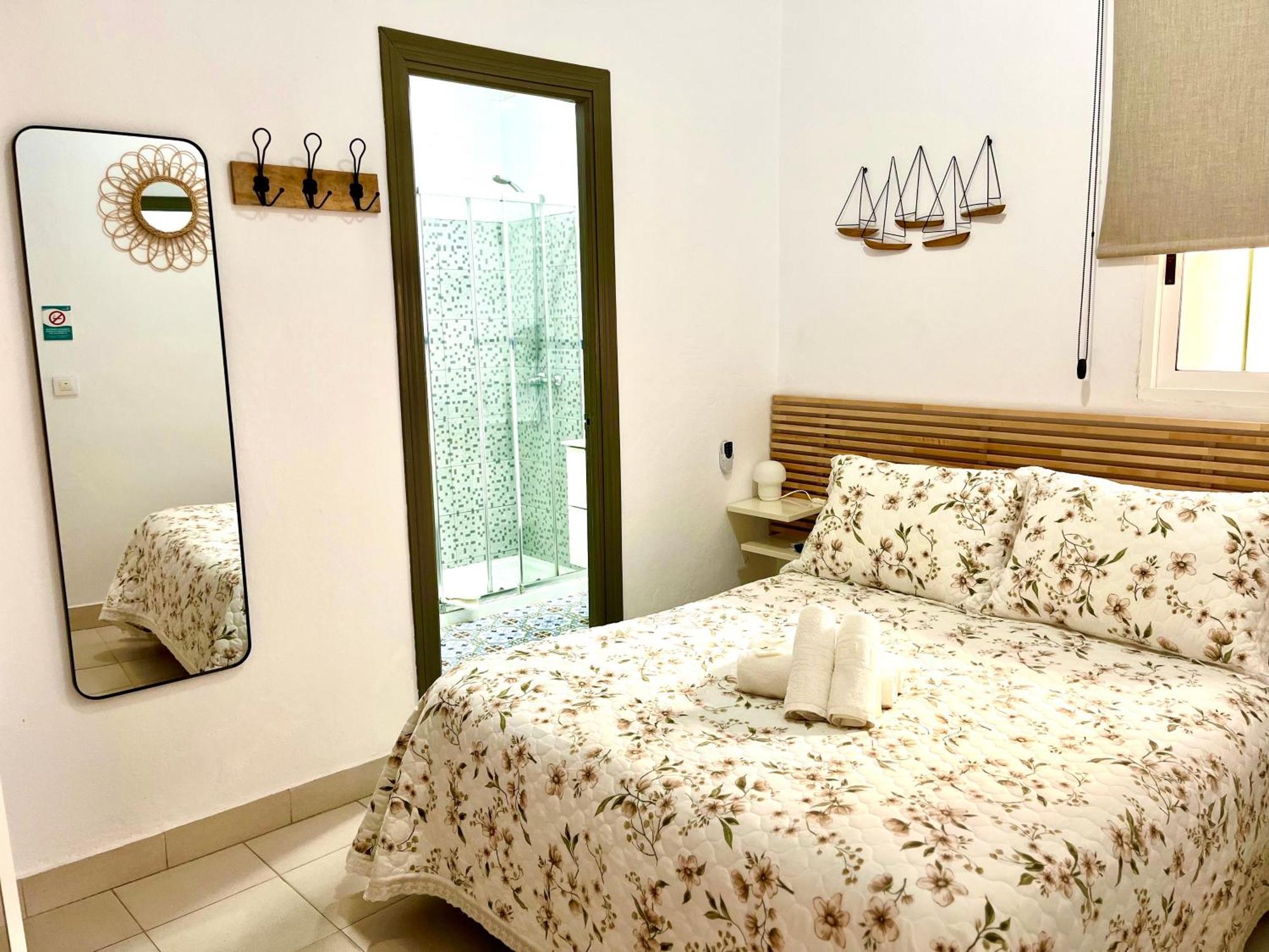 Hostal El Faro Chipiona Exteriér fotografie