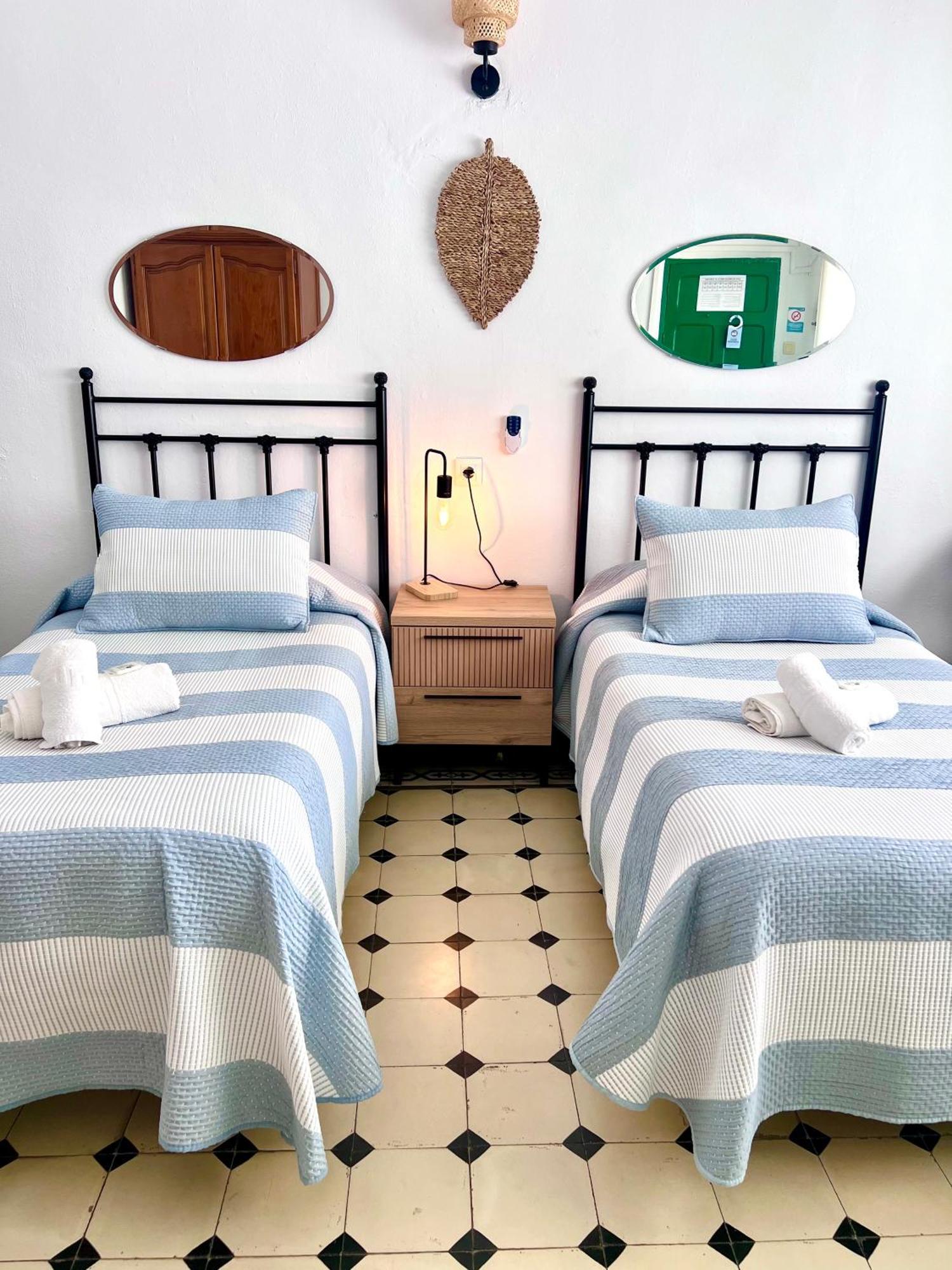Hostal El Faro Chipiona Exteriér fotografie